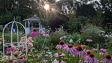 Prvorepubliková zahrada, sout, Evropa