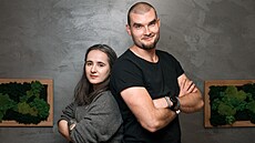 Biolog Adam Obr a spoluzakladatelka platformy Forendors Denisa Hrubeová. (7....