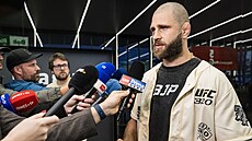 Nejlep�í �eský MMA zápasník Ji�í Procházka po návratu z Las Vegas, kde vyhrál...
