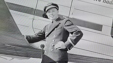 Na ja�e 1934 absolvoval ba�ovský pilot Emil Forejtník s letadlem Spartan...