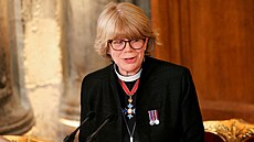 Londýnská biskupka Sarah Mullallyová hovo�í b�hem ka�doro�ního banketu lorda...