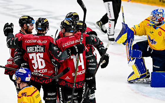 Hrái Sparty se radují ze zásahu do sít eských Budjovic.