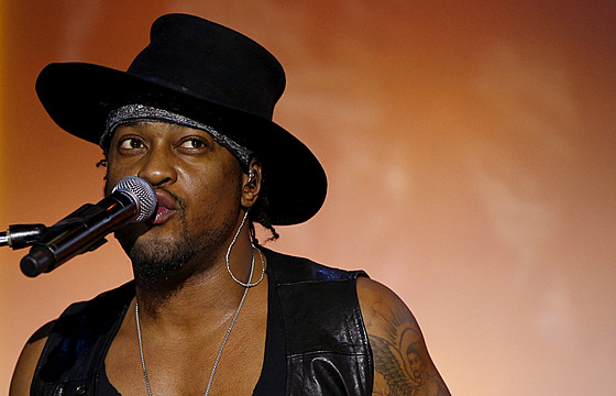 Zpvák DAngelo vystupuje bhem tiskové konference Spotify v New Yorku. (20....