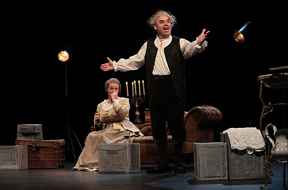 Miroslav Táborský a Kateina Holánová v pedstavení Casanova a ofie K.