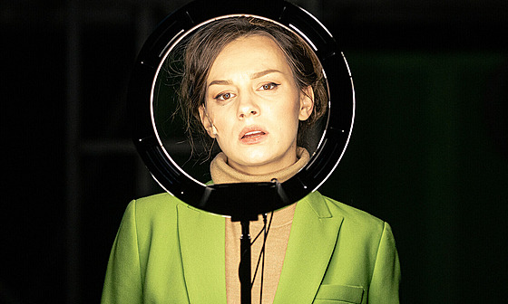 Beáta Ka�oková v p�edstavení Geniální p�ítelkyn�