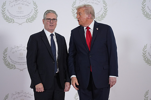 Mám toho po krk, opřel se Starmer do Trumpa. Vyčetl mu zdražování energií