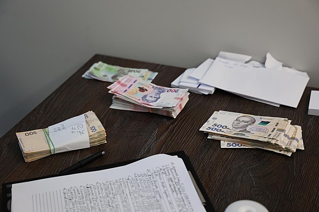 Podvodníci mají vlastní „kreativní oddělení“. Policista popisuje jejich triky