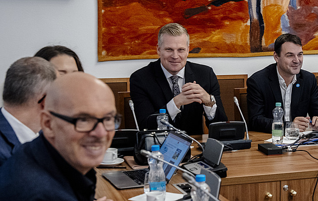 Turek by potvrdil nedostatek dovedností v diplomacii jako Lipavský, soudí politolog