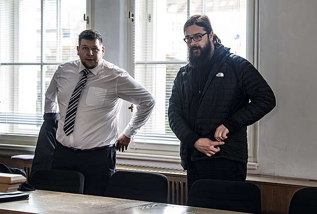 Zproštění v kauze požáru Českého Švýcarska neplatí, strážce budou soudit znovu