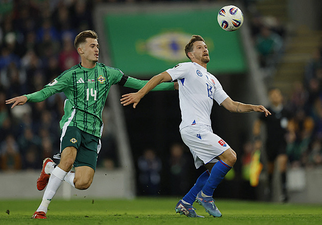 Příběhy baráže: Vyletí zase Itálie? Uspět mohou Slováci i známý Angličan se Švédy