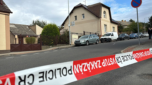 Mrtvý a vážně zranění na Rakovnicku. Krvavý konflikt vyšetřuje policie