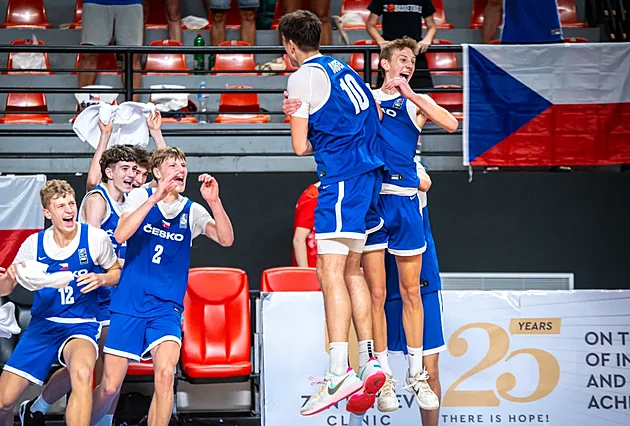 Houškovo drzé „děťátko“, zadovka při domácí premiéře. A legenda Válečníků jihla