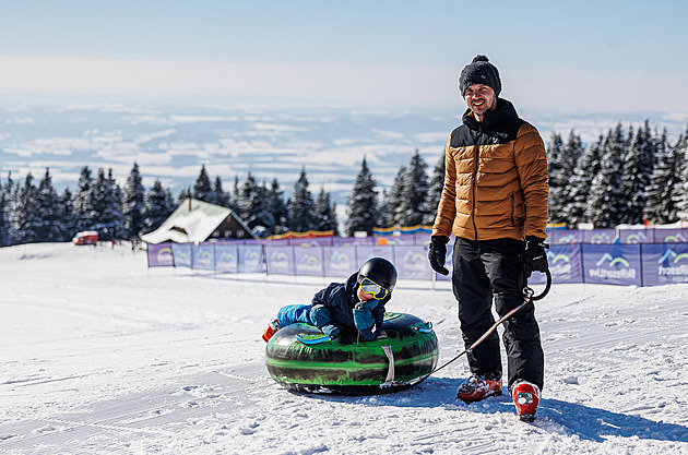 Lidé už na hory nejezdí jen lyžovat, chtějí komplexnější zážitek, říká šéf skiresortu