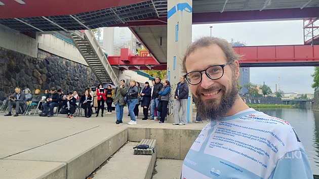 Pavel Veselský vystudoval v Plzni na Západo�eské univerzit� archeologii. Kdy�...