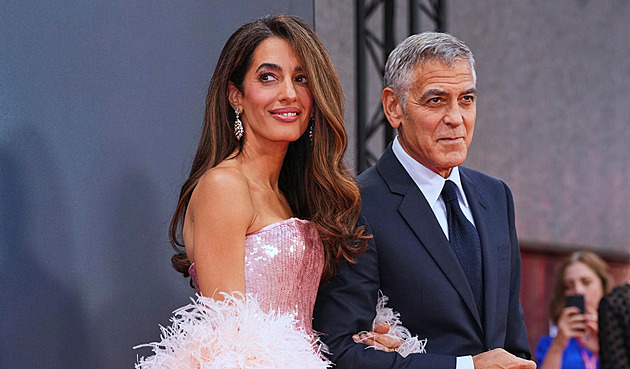 Už nebudu líbat jiné ženy, tvrdí George Clooney. Může za to i manželka