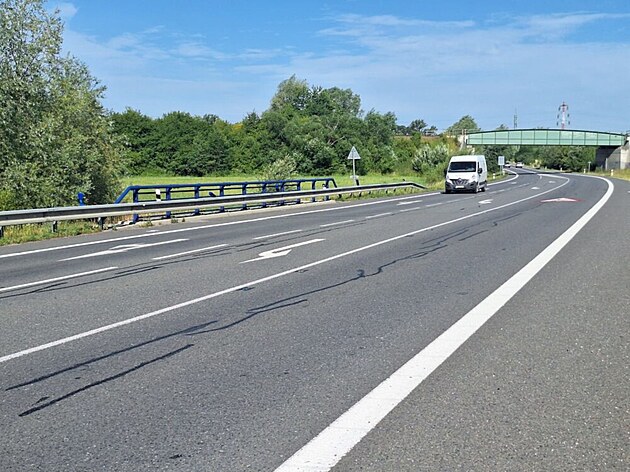Oprava se týká úseku silnice I/58 mezi Píborem a Kopivnicí na Novojiínsku....