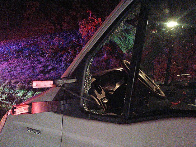 V Nmticích na Strakonicku zasahovali u nehody autobusu a dodávky také hasii....