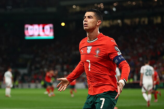 Portugalsk tonk Cristiano Ronaldo slav gl do st Maarska.