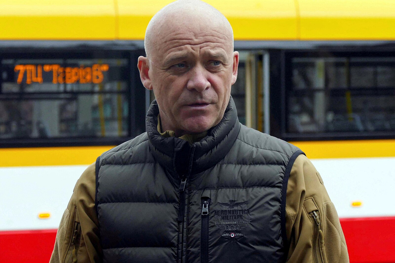 Zelenskyj zbavil občanství lidi s ruským pasem, podle médií i starostu Oděsy