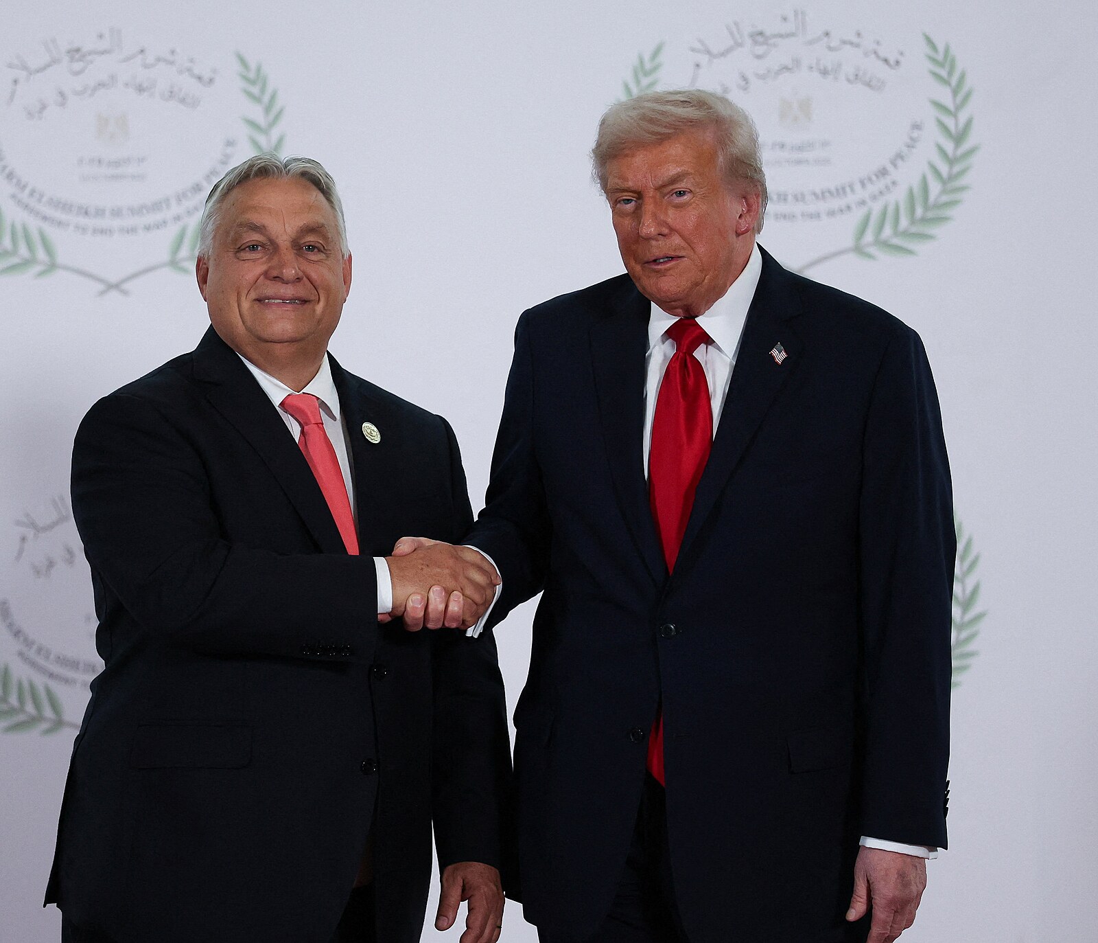 Orbán pojede za Trumpem, chce summit a výjimku ze sankcí na ruskou ropu