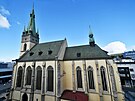 Kostel Nanebevzet Panny Marie v st nad Labem m novou fasdu. (jen 2025)