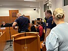 U soudu v Pardubicch stanuli dva mui, kte jsou po rvace na td Mru...