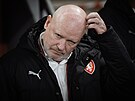 Trenér �eských fotbalist� Ivan Ha�ek b�hem zápasu s Chorvatskem.
