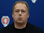 P�edseda FA�R David Trunda na mimo�ádné tiskové konferenci k odvolání trenéra...