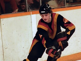 Hokejista Rick Lanz v dresu Vancouveru.