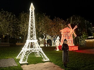 Ji� po �tvrté rozsvítí b�eh Vltavy sv�telný park, tentokrát pod titulem Srdce...