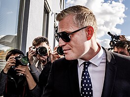 Petr Macinka a Filip Turek dorazili na jednání za Andrejem Babi�em.(13. �íjna...