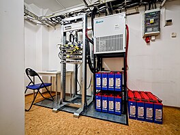 Výhledy od BTS spole�nosti Cetin ve v�i Pr�honického zámku