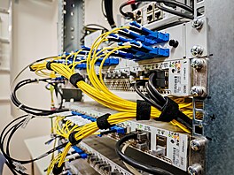 Výhledy od BTS spole�nosti Cetin ve v�i Pr�honického zámku