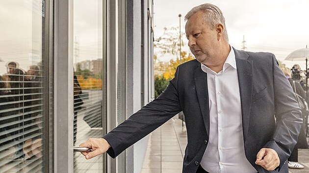 V sdle hnut ANO na Chodov probhla schzka Andreje Babie se zstupci ekologickch organizac. Na snmku bval ministr ivotnho prosted Richard Brabec. (17. jna 2025)