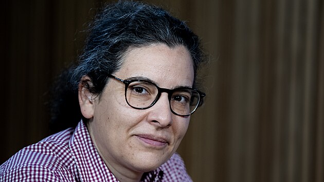 Hostem poadu Rozstel je Irena Kalhousov, editelka Herzlova centra izraelskch studi na Univerzit Karlov.