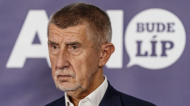 Tiskov konference hnut ANO primrn k Evropsk rad. Andrej Babi, Alena Schillerov a Karel Havlek odpovdali i k nvrhu rozpotu i k pedchoz schzce s ekology. (17. jna 2025)