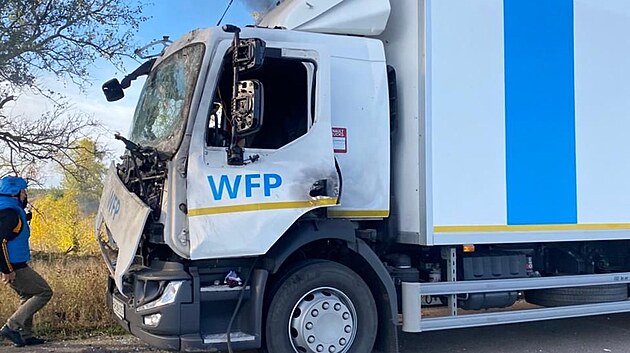 Rusk armda dne zatoila na konvoj humanitrn mise OSN v ukrajinsk Chersonsk oblasti. (14. jna 2025)