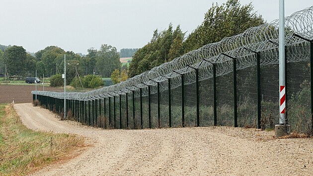 Hranice Estonska a Ruska pobl� estonsk�ho m�sta Vinski. (15. z��� 2025)