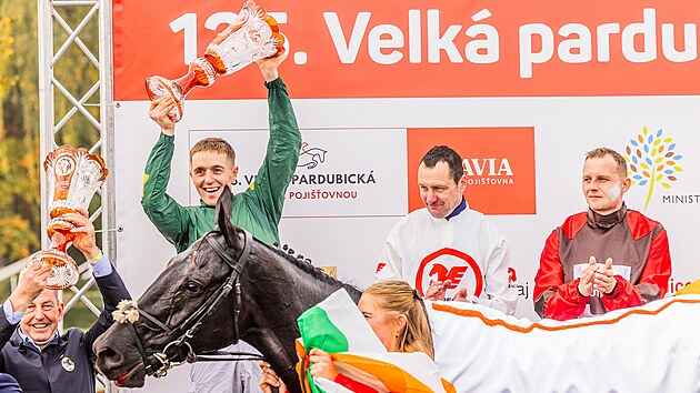 Keith Donoghue (solda)