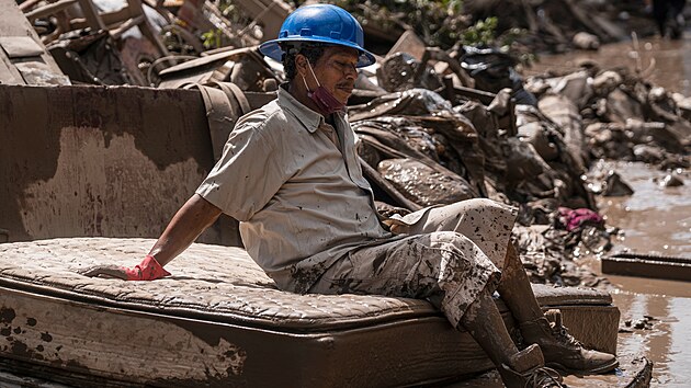 Povodn, kter zpsobily vydatn srky, postihly pedevm stty Veracruz, Hidalgo a Puebla. (12. jna 2025)