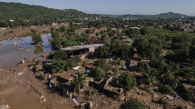 Povodn, kter zpsobily vydatn srky, postihly pedevm stty Veracruz, Hidalgo a Puebla. (12. jna 2025)