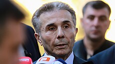 Zakladatel strany Gruzínský sen Bidzina Ivani�vili (4. �íjna 2025)