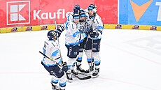 Liberecká gólová radost na led Pardubic.