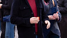 Lidé se zúastnili vzpomínkové akce za obti rasismu a xenofobie. Uinili tak v...