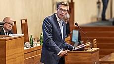 Petr Pavel obhajuje v Senátu nominace Michala Barton a Martina Smolka do...