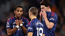 Hrái Arsenalu pemýlí, jak pekonat obranu Fulhamu.