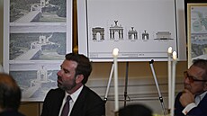 Hosté poslouchají projev prezidenta Donalda Trumpa bhem veee pro dárce,...