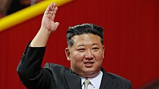 Severokorejský v�dce Kim �ong-un p�edsedá oslavám 80. výro�í vládnoucí Korejské...