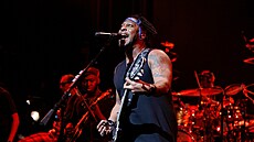 DAngelo a Vanguard vystupují v divadle Apollo v New Yorku. (7. února 2015)