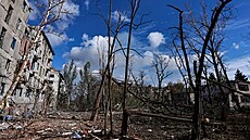 Ruskem zasa�ená budova na Ukrajin�. (13. �íjna 2025)